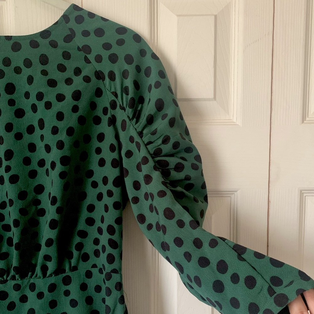 Puff sleeve mini dress NWT